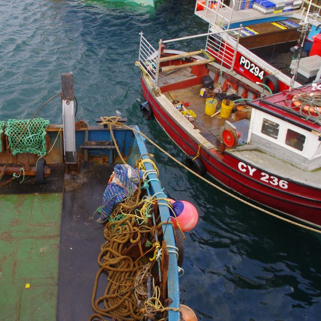 Outer Hebrides Hebridean holidays See & Do fishing golf square